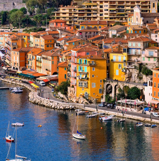 Praesentium voluptatum