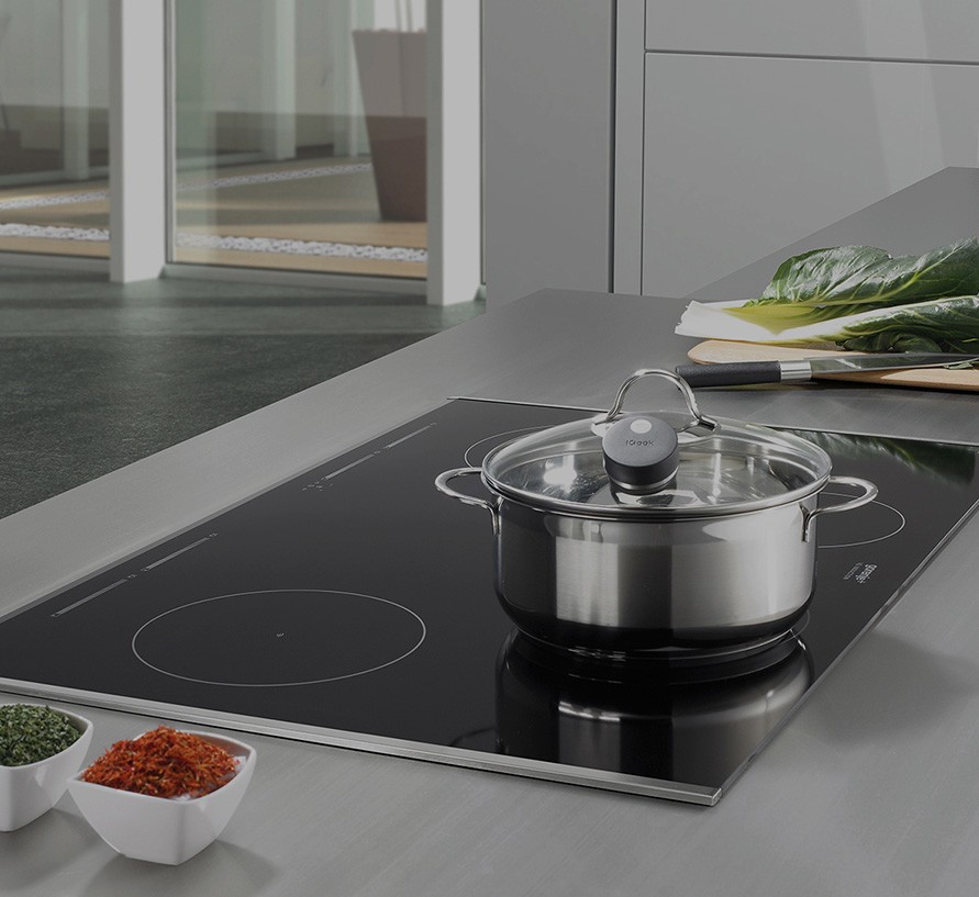 Many desktop publishing packages and web page editors